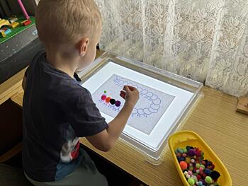 aktivity světelný panel - grafomotorika