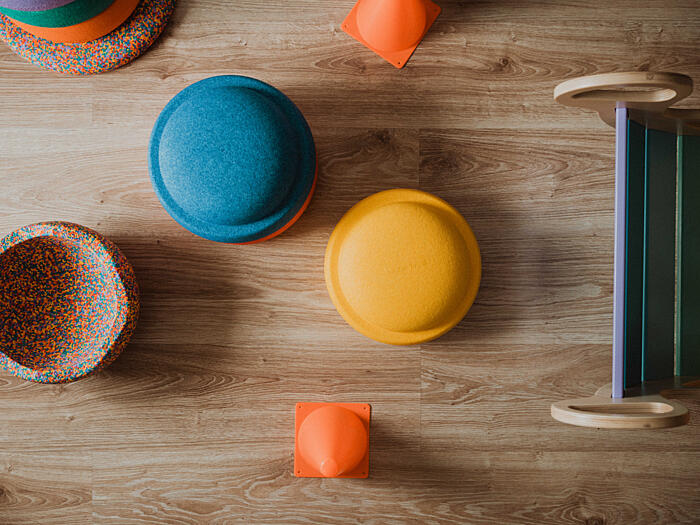 jak si hrát s&nbsp;balančními kameny Stapelstein - opičí dráha