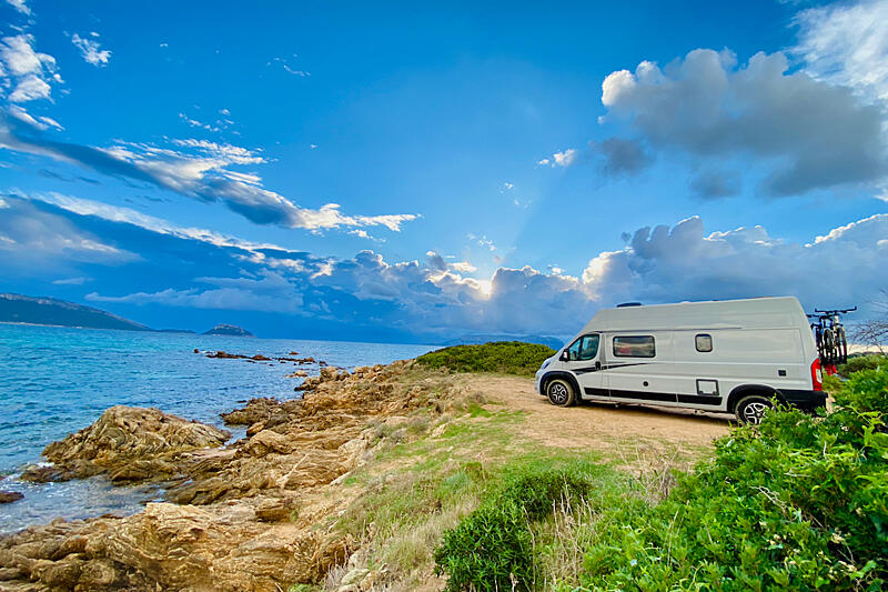 Čtyři jinak - cestování v&nbsp;obytňáku s&nbsp;dětmi