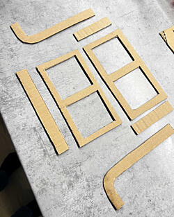 jak si hrát s&nbsp;magnetickou stavebnicí Connetix - brýle na&nbsp;míchání barev