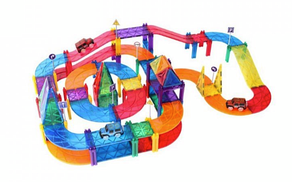 doplněk k&nbsp;magnetickým stavebnicím - magnetické autodráhy MNTL 