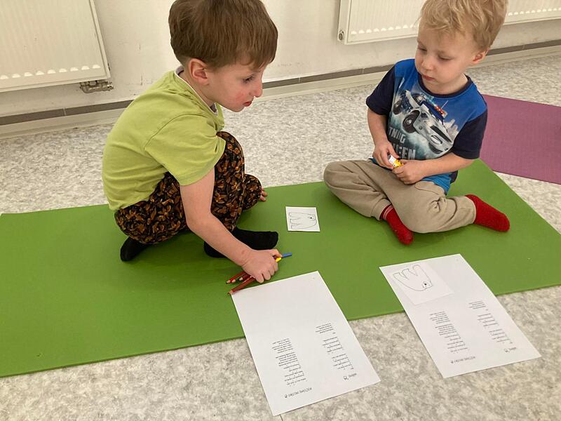 recenze hudební lekce ve škole Malý muzikant - kluci v&nbsp;akci