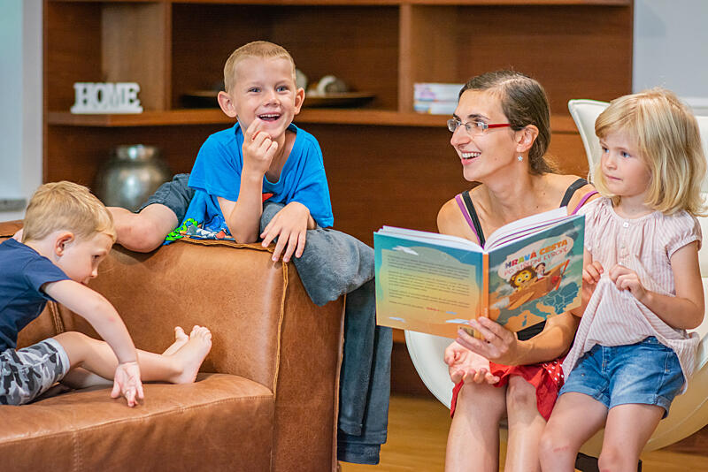 práce s&nbsp;dětmi na&nbsp;rodičovské dovolené